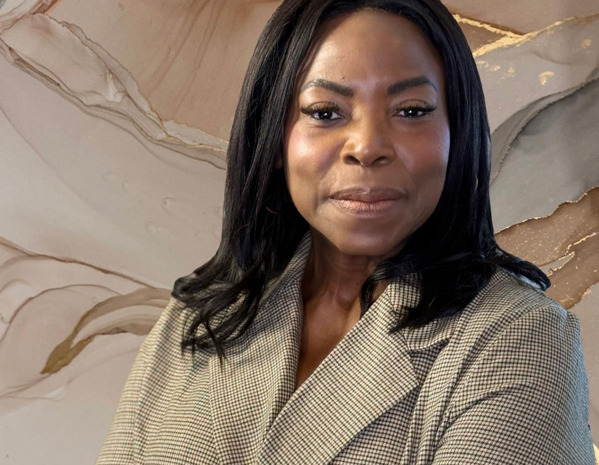 Grac, founder of Curvy Glamour, in her Antwerp atelier